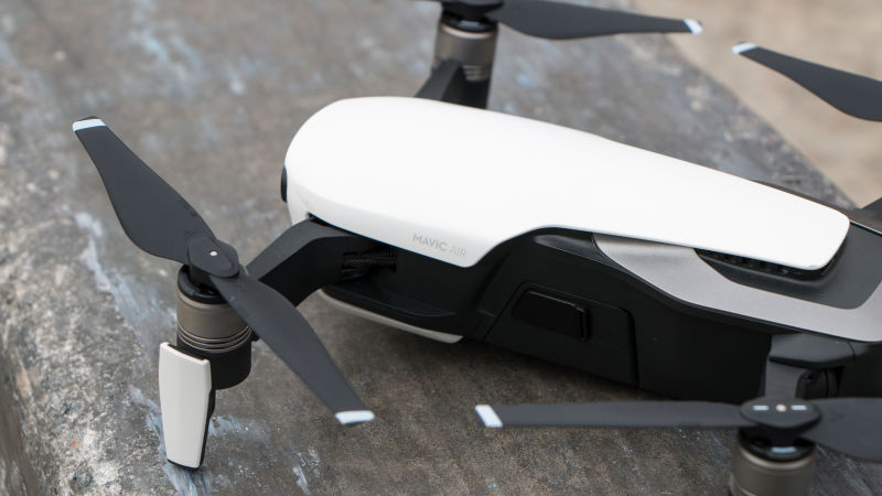 Illustration for article titled 10 cosas que me hubiera gustado saber antes de comprar el DJI Mavic Air